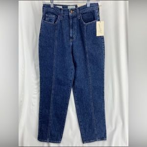 NWT Universal Thread Vintage Straight Slim Hip & Thigh Denim Jeans Size 4